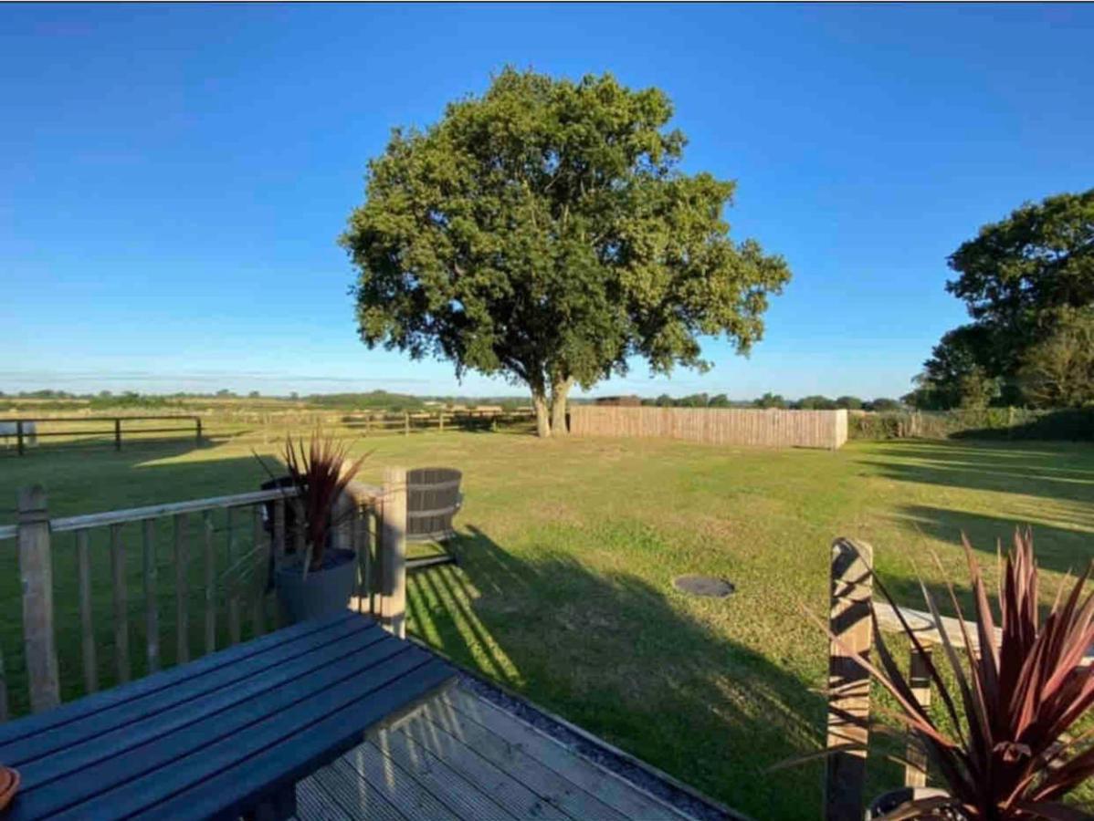 Вілла Near Woodbridge The Annexe Eyke Fantastic Views With Dog Secure Garden And Paddock Екстер'єр фото